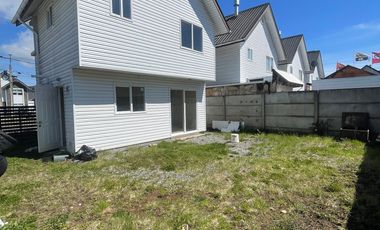 VILLARRICA, EN VENTA HERMOSA CASA NUEVA