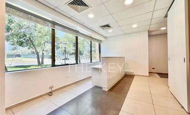 Oficina en Arriendo en Av. Santa María - Av. El Cerro