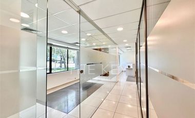 Oficina en Arriendo en Av. Santa María - Av. El Cerro