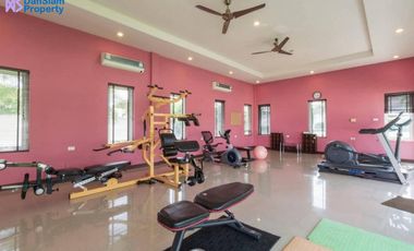 Luxury 4-Bedroom Pool Villa in Hua Hin at Palm Villas