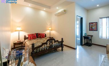 Luxury 4-Bedroom Pool Villa in Hua Hin at Palm Villas