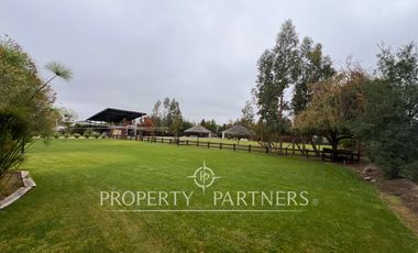 Gran casa en exclusivo condominio cerca de Curicó