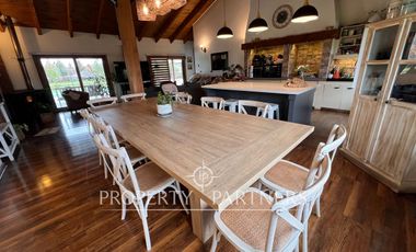 Gran casa en exclusivo condominio cerca de Curicó