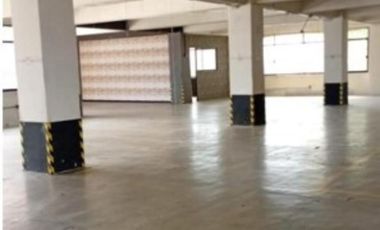 RENTA OFICINAS CON BODEGA ALMACENAJE LIGERO, PISO 2 DISPONIBLE 770 M².