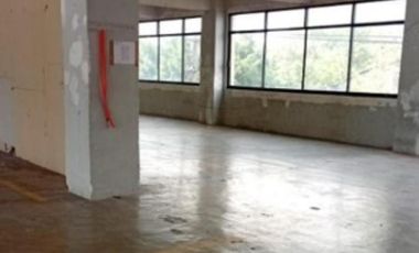 RENTA OFICINAS CON BODEGA ALMACENAJE LIGERO, PISO 2 DISPONIBLE 770 M².