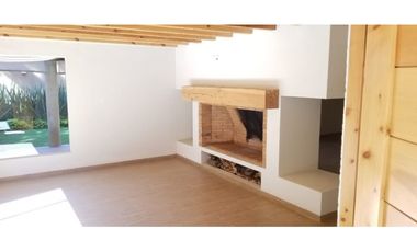 CASA EN RENTA, AVNDARO