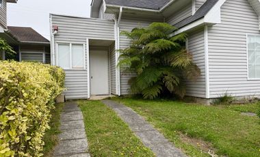 Se arrienda hermosa casa en condominio alto del bosque VALLE VOLCANES