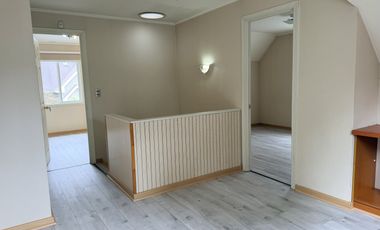 Se arrienda hermosa casa en condominio alto del bosque VALLE VOLCANES