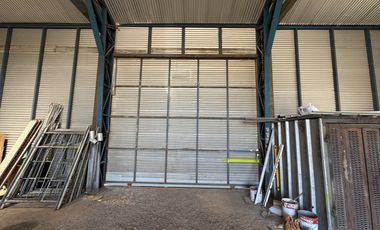Se arrienda bodega urbana 322 m2