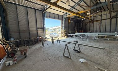Se arrienda bodega urbana 322 m2
