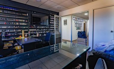 Edificio Comercial 453 mts2 útiles en Av.Zapadores