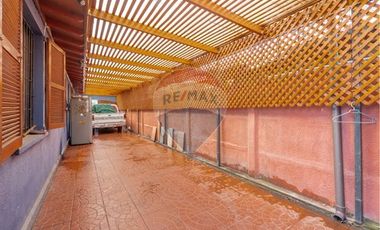 Casa 334 Mts2 en Villa Macul, Metro Quilín