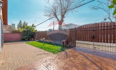 Casa 334 Mts2 en Villa Macul, Metro Quilín