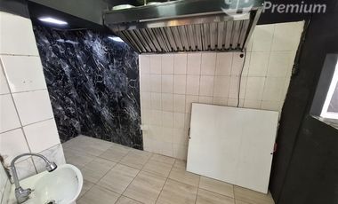 Local Comercial en Arriendo en Calle Marin con Carmen