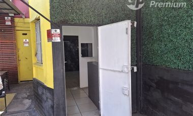 Local Comercial en Arriendo en Calle Marin con Carmen