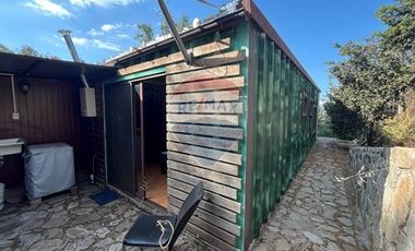 ¡Casa Amoblada en Paine con Vista a la laguna