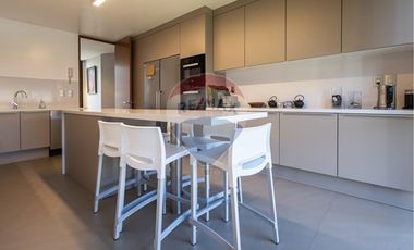 2 dormitorios de alto estándar en Lo Curro