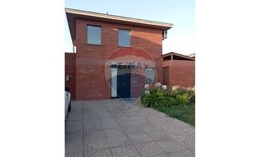 Casa en Arriendo en Buin, ¡Agenda Visita!