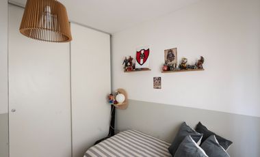 VENTA CASA 5 AMBIENTES - ROBLE JOVEN PILAR