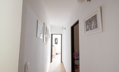 VENTA CASA 5 AMBIENTES - ROBLE JOVEN PILAR