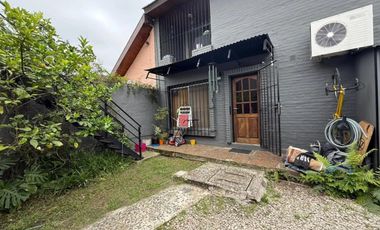 Casa 5 ambientes - Apta crédito - Villa Adelina - Venta