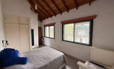 Casa 5 ambientes - Apta crédito - Villa Adelina - Venta