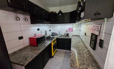 Casa 5 ambientes - Apta crédito - Villa Adelina - Venta