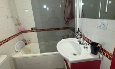 Casa 5 ambientes - Apta crédito - Villa Adelina - Venta