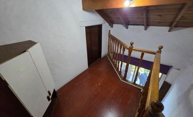 Casa 5 ambientes - Apta crédito - Villa Adelina - Venta