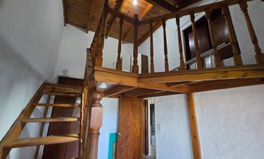 Casa 5 ambientes - Apta crédito - Villa Adelina - Venta