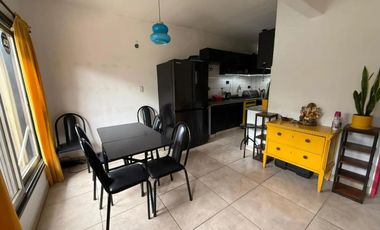Casa 5 ambientes - Apta crédito - Villa Adelina - Venta