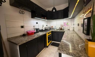 Casa 5 ambientes - Apta crédito - Villa Adelina - Venta