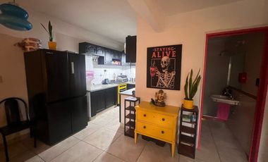Casa 5 ambientes - Apta crédito - Villa Adelina - Venta