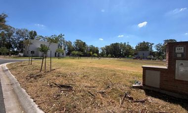 VENTA DE LOTE 482m2  EN BARRIO SANTA SOFIA-PILAR DEL ESTE