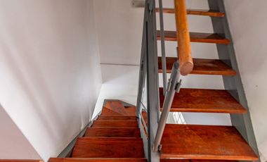 Venta PH tipo casa 5 amb con patio Belgrano R