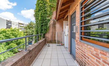 Venta PH tipo casa 5 amb con patio Villa Urquiza