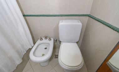 Venta PH tipo casa 5 amb con patio Villa Urquiza