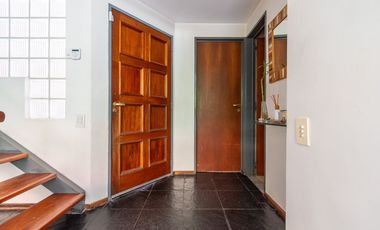 Venta PH tipo casa 5 amb con patio Villa Urquiza