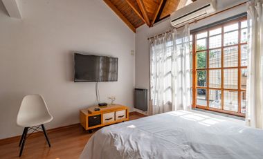 Venta PH tipo casa 5 amb con patio Villa Urquiza