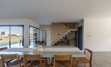 En alquiler  casa en Cantón Islas  4 dormitorios