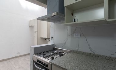 Venta PH 2 Amb. con patio San cristobal