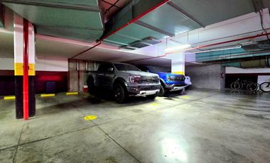 VENTA DEPTO 2 AMB TORRES DEL YACHT AMOBLADO COCHERA