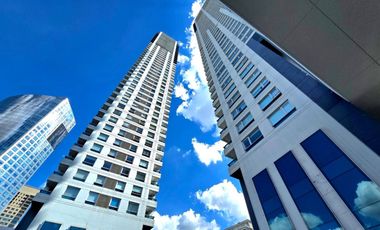 VENTA DEPTO 2 AMB TORRES DEL YACHT AMOBLADO COCHERA