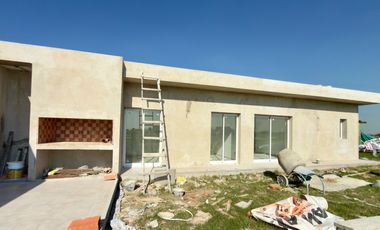 CASA A LA LAGUNA EN SANTA CLARA AL SUR | DISEÑO + VISTA ABIERTA