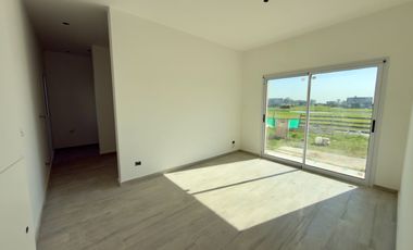 CASA A LA LAGUNA EN SANTA CLARA AL SUR | DISEÑO + VISTA ABIERTA