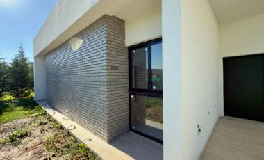 CASA A ESTRENAR EN LA ALAMEDA | 4 AMB + PISCINA + LOTE 700 m²