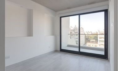 VENTA 4 amb. con terraza propia de 143m2 y cochera
