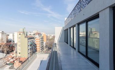 VENTA 4 amb. con terraza propia de 143m2 y cochera