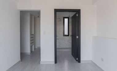 VENTA 4 amb. con terraza propia de 143m2 y cochera