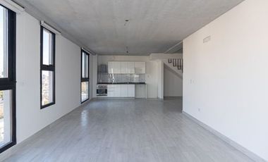 VENTA 4 amb. con terraza propia de 143m2 y cochera